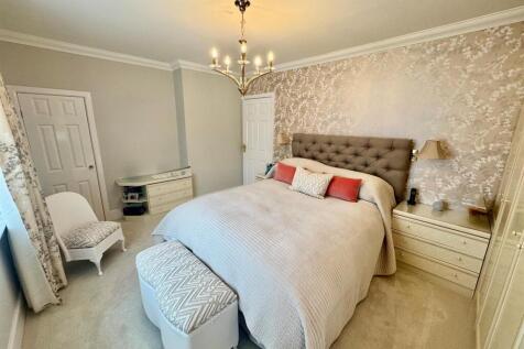 Bedroom1c.jpg