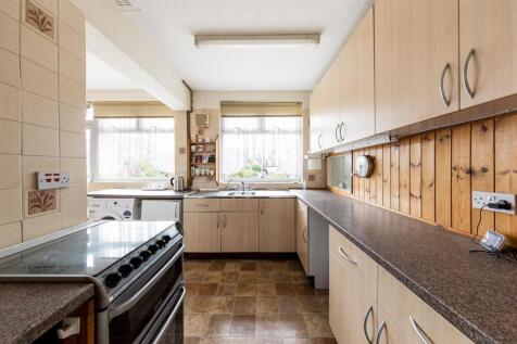 Dale View Gardens E4