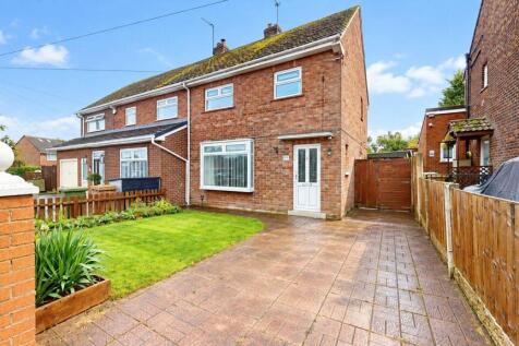 Holly Crescent Rear Garden