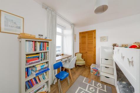 The Blue House Cowdrait-13.jpg