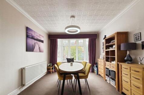 pbox-living_room-325206.jpg
