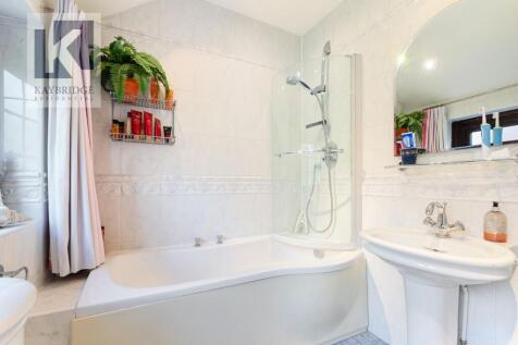 Old Bridge Lane, Epsom - KT17 4AD