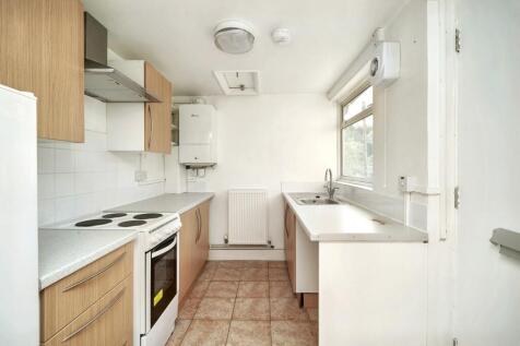 9B Farningham Road, Caterham, CR3 6LL