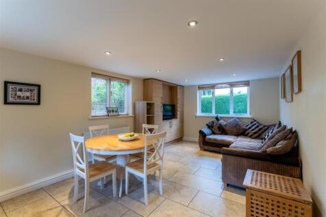 2 Beech House Yard-006.JPG