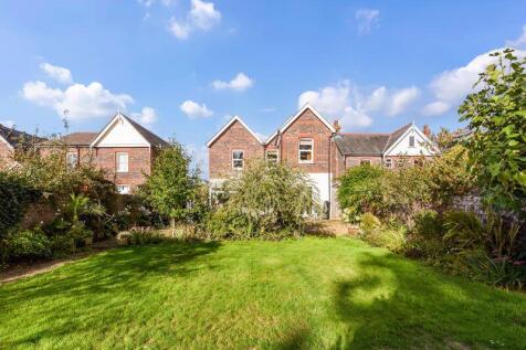 Beach Road, Emsworth