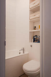 264814 - Peabody Estate, Camberwell Green SE5 -...