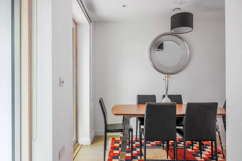 Victory_Place_05[...