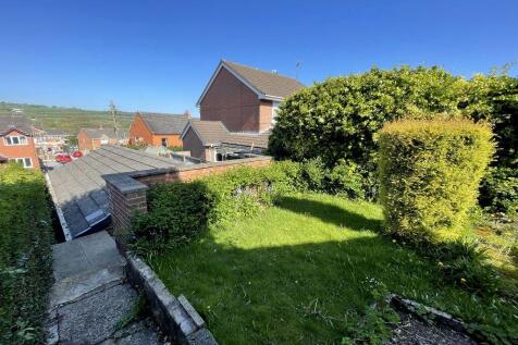 Rear Garden & Garage