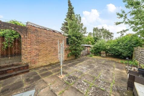 27 Badby Road West