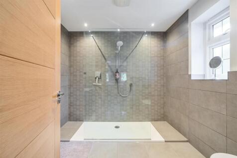 Ensuite Shower Room