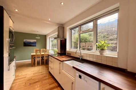 Kitchen/Dining Ro...