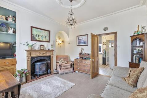 Sitting Room.jpg