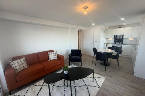 ** Zero Deposit Guarantee Available **
Available Now! A beautifully renovated one-bedroom apartment finished to a high standard, located in Church Walk, L20. This stylish property features a modern ki