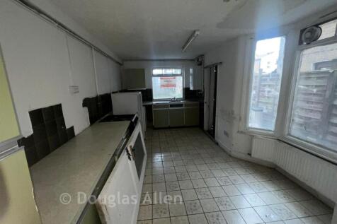Kitchen B