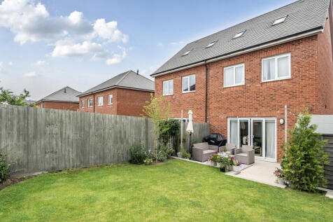 1313342-22-685ad7...