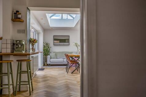 Kitchen/ Dining/ Family Room