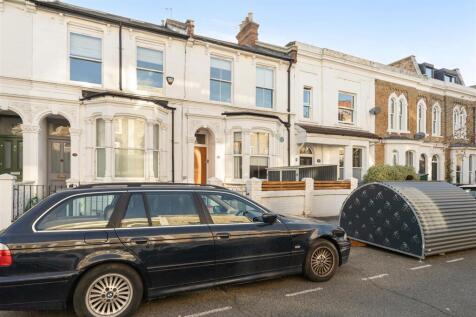 Powell Road, E5