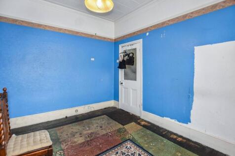 18 Ronver Road, London, SE12 0NJ