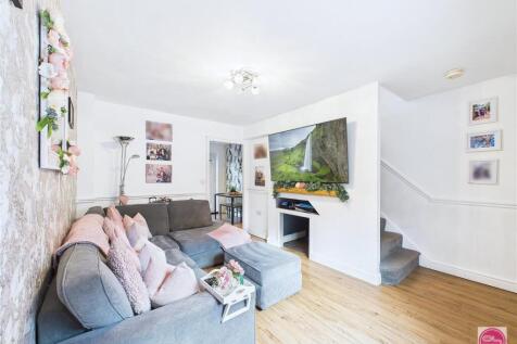 Anchor Close, Swadlincote (13).jpg