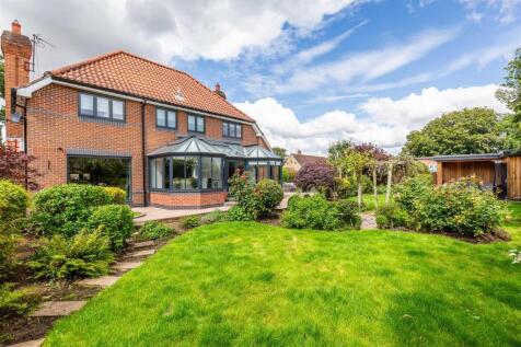 The Chimneys Park Street Worksop S80 1HH-6.jpg