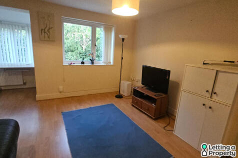LettingaProperty are happy to offer this modern styled HMO town-house property to rent located in a popular area of Ashley Down. The property is available from 7th September 2026 and is let part furni