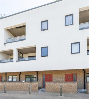 Robinswood Gardens, E17