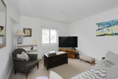 The Arches - Sitting Room