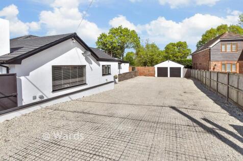 Driveway/Parking
