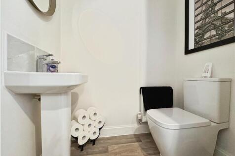 6d44a831--4A4C-B9EA-E44671242B19-10852-000007A28CD