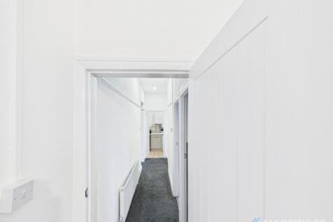 CAM02318G0-PR0566...