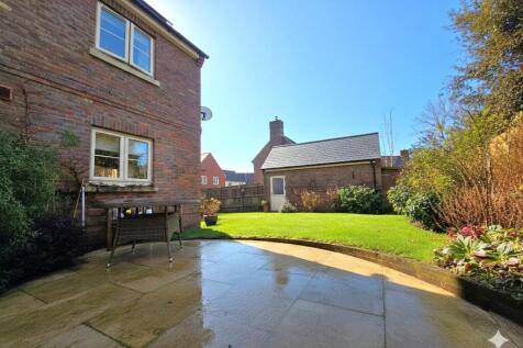 Gemini_Generated_Image_5ll8bt5ll8bt5ll8.jpg