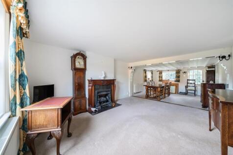 Hse Dining rm (03).jpg