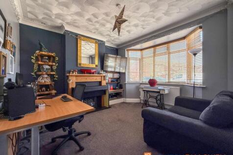 Lounge 1