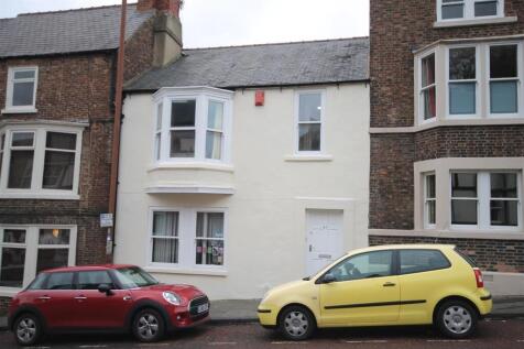 6 Bedroom House in DH1 1QS
