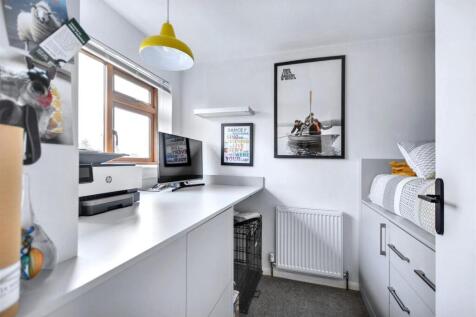 Bedroom 3/Office