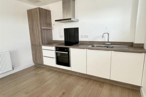 2 Bedroom Flat in DN4 5FT