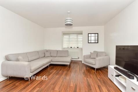 Kitchen/ Living Area