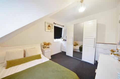 14 Lodge Lane - OYDMFQxpJqCNbPV7aAo0.jpg