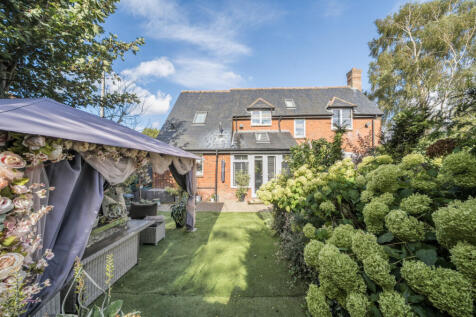 1353157-4-68c45f2...