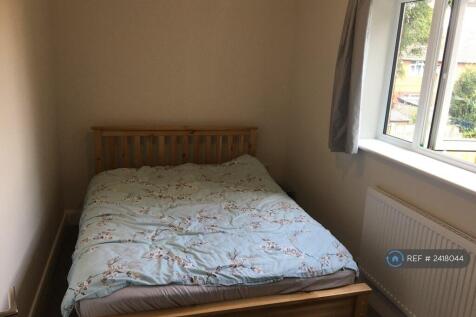 Double Bed 2 With Bed And Mattress