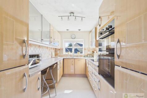 CAM03603G0-PR0063-STILL009