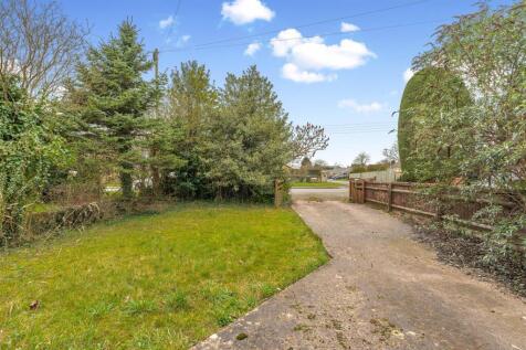 32 Chacombe Road, Middleton Cheney-3.jpg