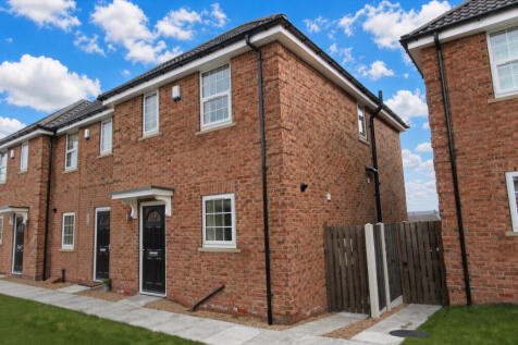 3 Bedroom House in S72 8FA