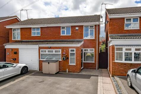 24 Brookside Close-12.jpg