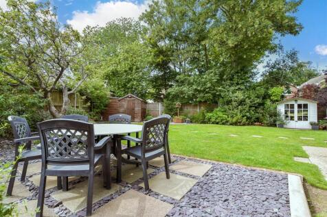 Patio / Decking