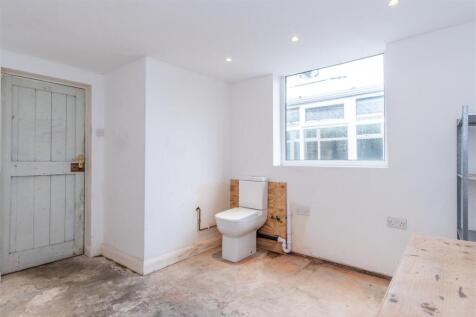 Extension/WC