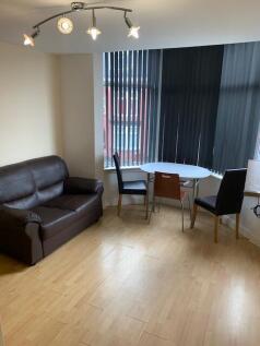 2 Bedroom Flat | Curzon Avenue |