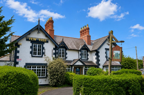 YEW TREE INN.png