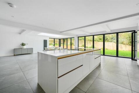 2 THE RUSSETTS - TN377FA (21).jpg