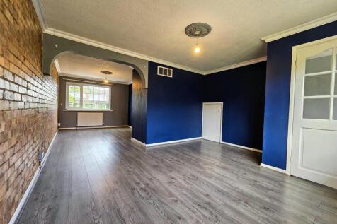 Open plan living area.jpg